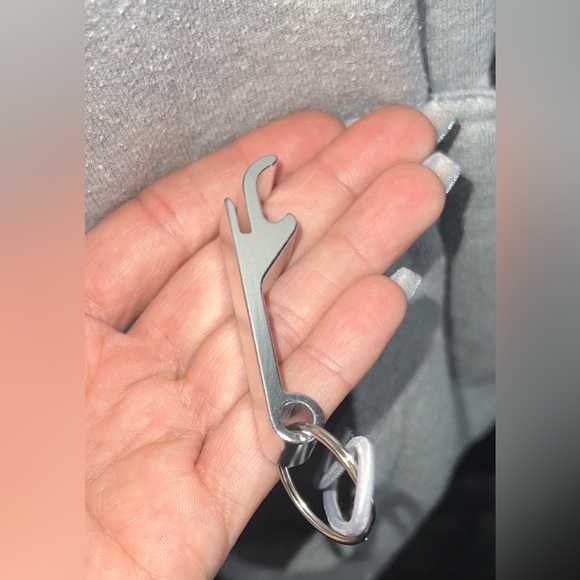 🏈 New England Patriots Gray Hoodie w/ Bottle Opener and Koozie! Men’s Sz M - Picture 4 of 8